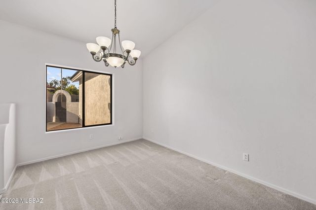 1638 N Debra Sue Place, Tucson, AZ 85715