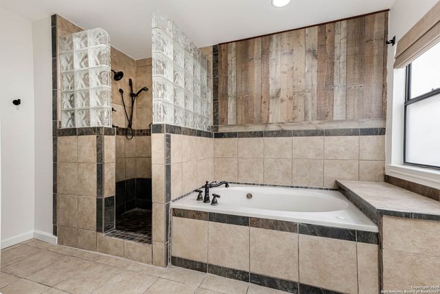 15234 Moonlit, San Antonio, TX 78247