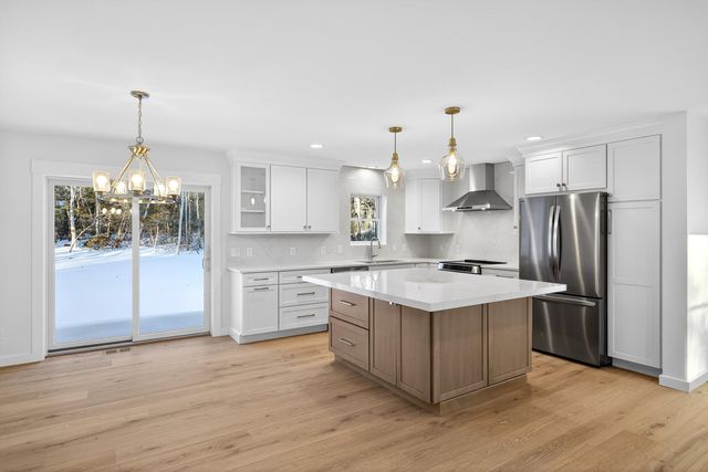 68 Hilltop Drive, Marstons Mills, MA 02648