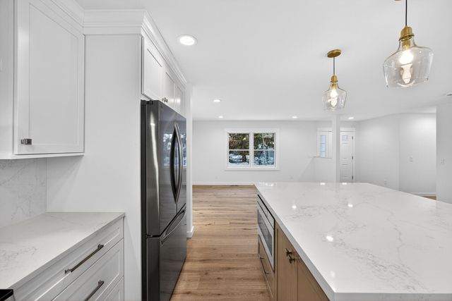 68 Hilltop Drive, Marstons Mills, MA 02648