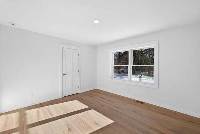 68 Hilltop Drive, Marstons Mills, MA 02648