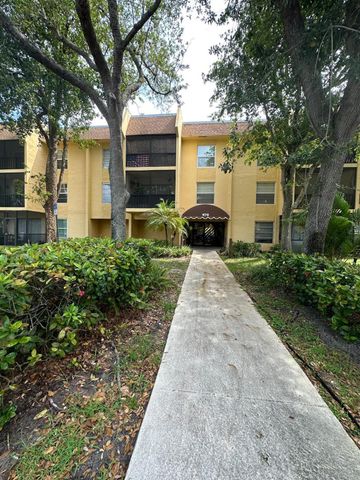 470 NW 20th Street 212, Boca Raton, FL 33431