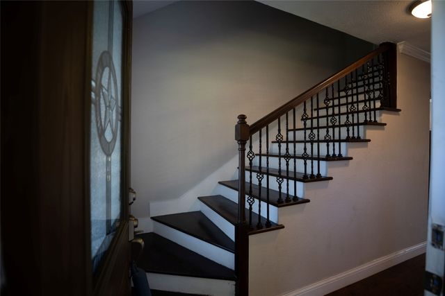 2888 Reedcroft Drive, Farmers Branch, TX 75234