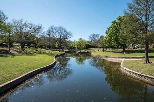 2888 Reedcroft Drive, Farmers Branch, TX 75234