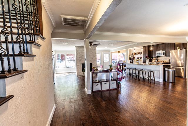 2888 Reedcroft Drive, Farmers Branch, TX 75234