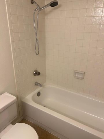 3301 E Earll 221, Phoenix, AZ 85018