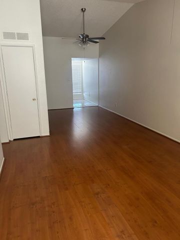 3301 E Earll 221, Phoenix, AZ 85018