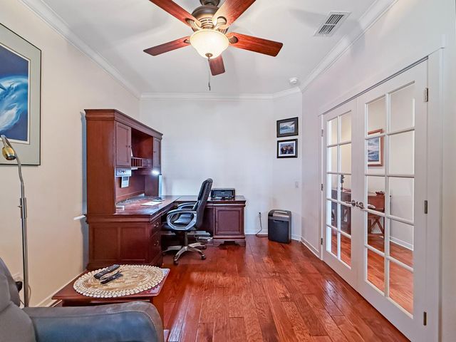 297 Sawmill Ln, Lincoln, CA 95648