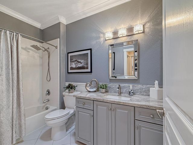 297 Sawmill Ln, Lincoln, CA 95648