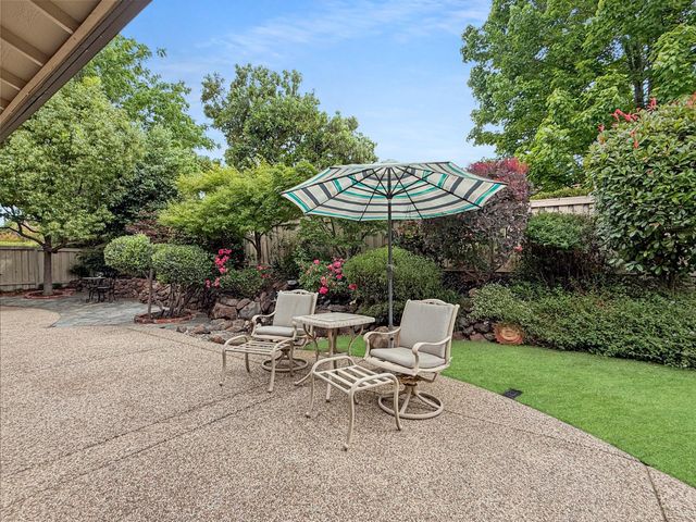 297 Sawmill Ln, Lincoln, CA 95648
