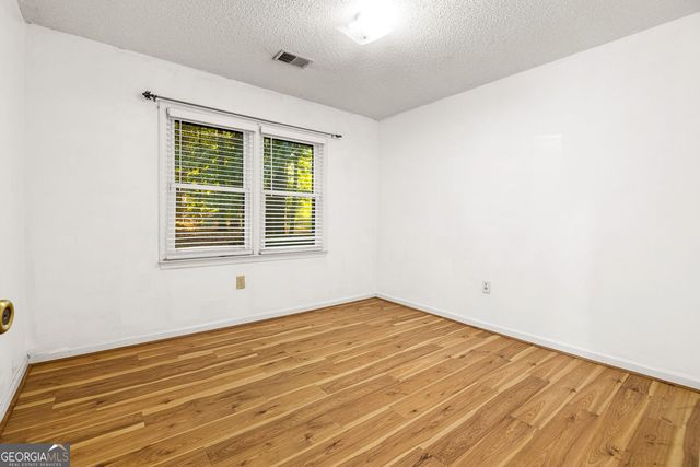215 Somerset Drive, Covington, GA 30016