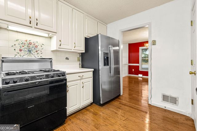 215 Somerset Drive, Covington, GA 30016