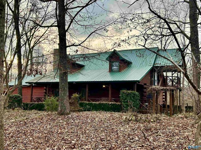 518 County Road 288, Collinsville, AL 35961