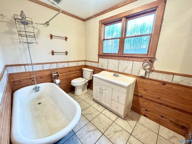 518 County Road 288, Collinsville, AL 35961