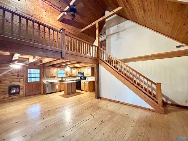 518 County Road 288, Collinsville, AL 35961