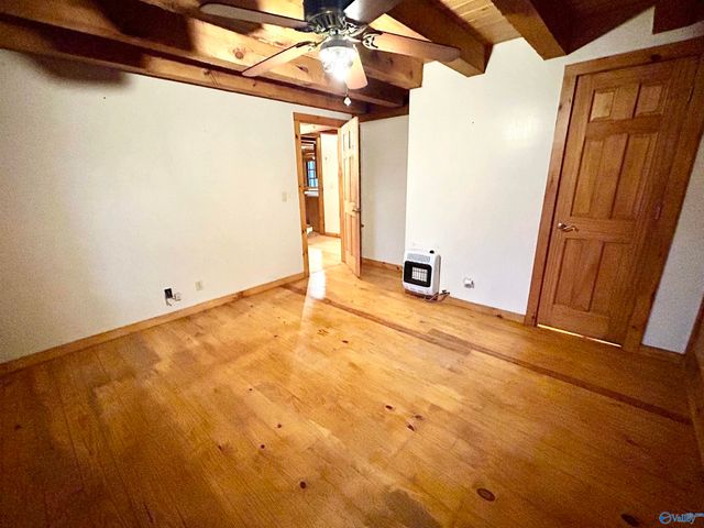 518 County Road 288, Collinsville, AL 35961