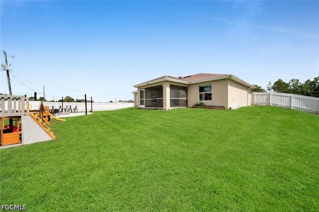 3831 21st ST W, Lehigh Acres, FL 33971