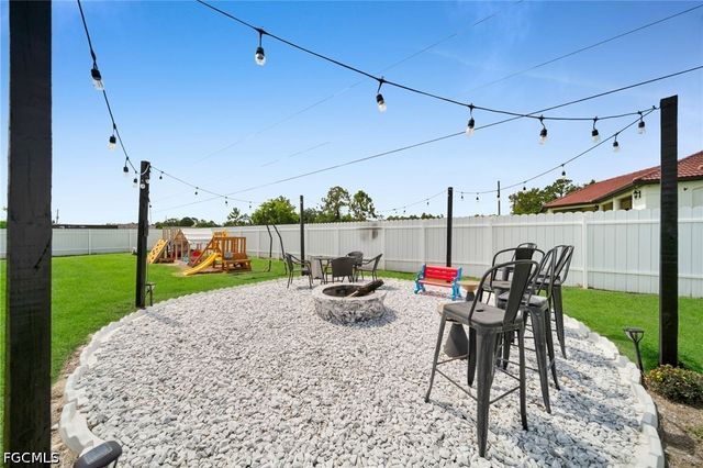 3831 21st ST W, Lehigh Acres, FL 33971
