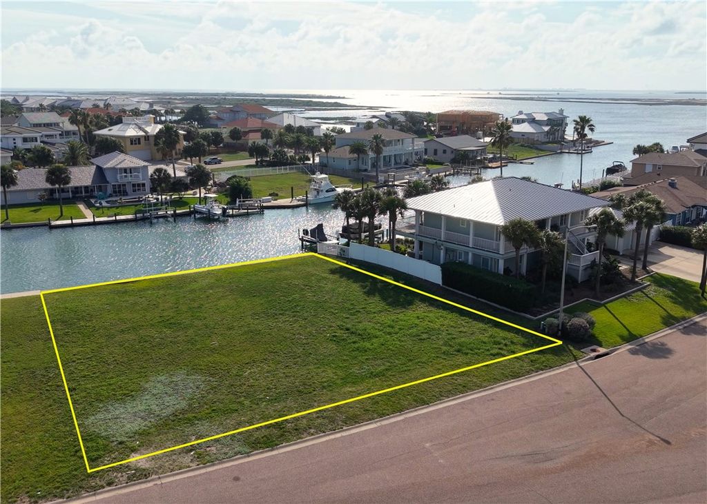463 Bayside Dr, Port Aransas, TX 78373 — photo 2