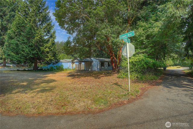 1602 Groves Avenue NW, Olympia, WA 98502