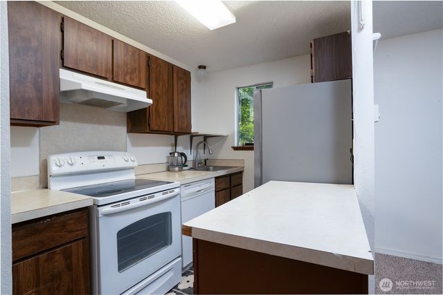 1602 Groves Avenue NW, Olympia, WA 98502