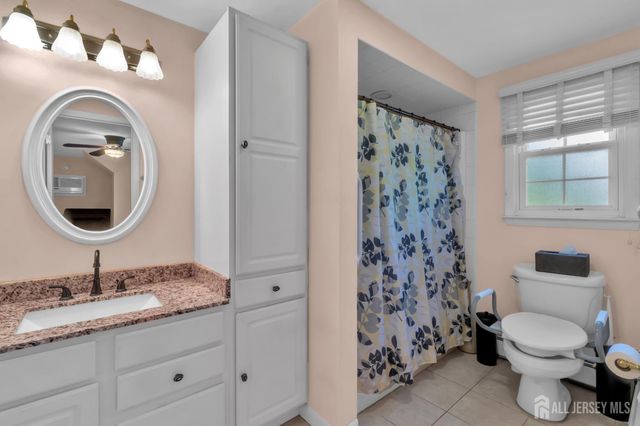 4 Conover Court, Edison, NJ 08817