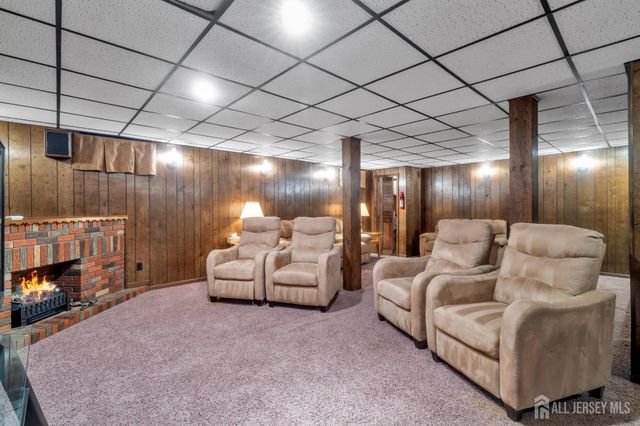 4 Conover Court, Edison, NJ 08817