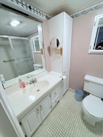 1027 Berkshire B, Deerfield Beach, FL 33442