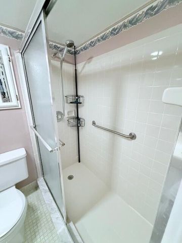 1027 Berkshire B, Deerfield Beach, FL 33442