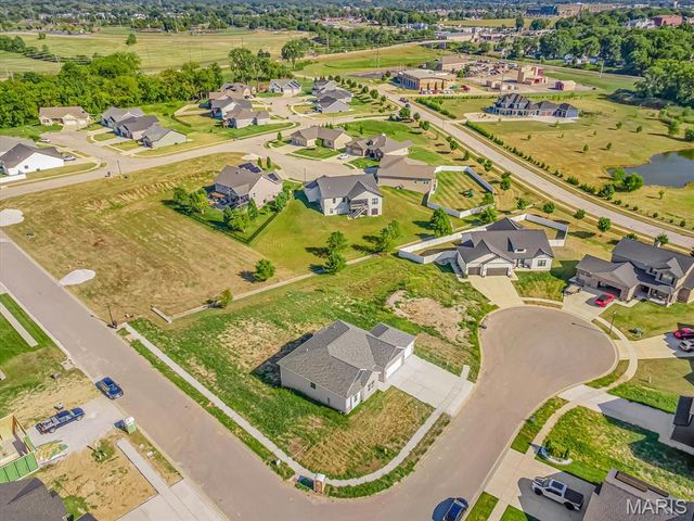212 Ashurst Lane, O'fallon, IL 62269
