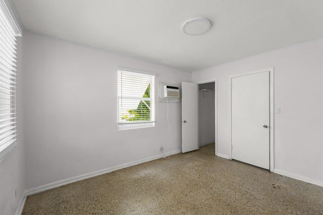 429 Lytle Street, West Palm Beach, FL 33405
