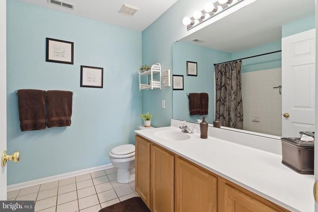 27 PENN PL, Forked River, NJ 08731