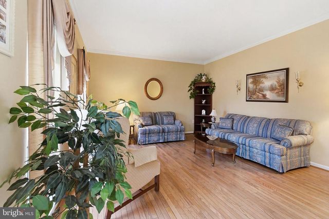 27 PENN PL, Forked River, NJ 08731