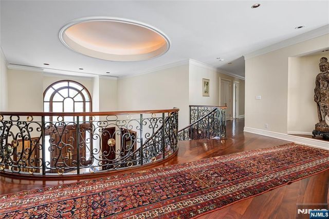 67 Adams Drive, Cresskill, NJ 07626