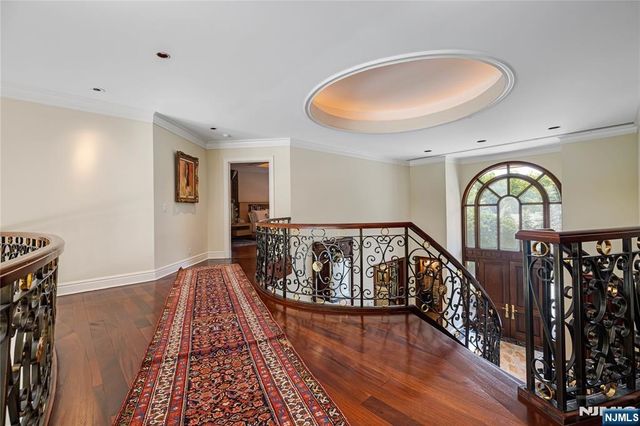 67 Adams Drive, Cresskill, NJ 07626