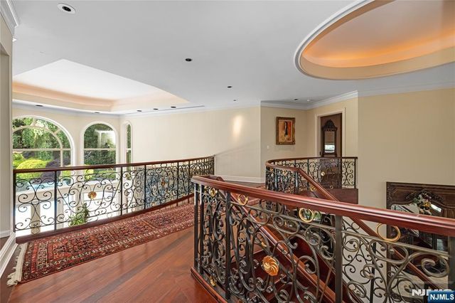 67 Adams Drive, Cresskill, NJ 07626