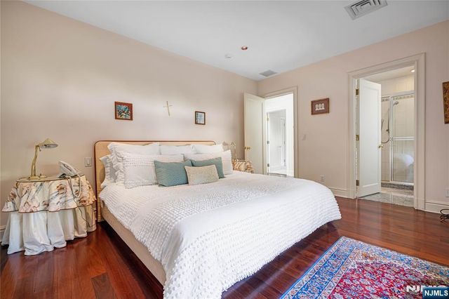 67 Adams Drive, Cresskill, NJ 07626