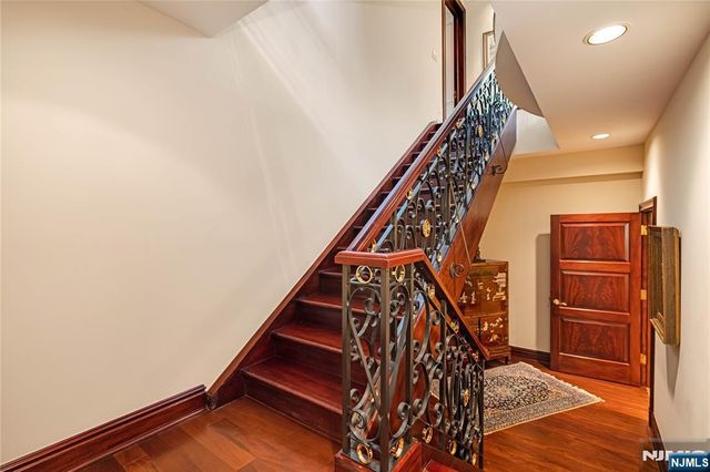 67 Adams Drive, Cresskill, NJ 07626