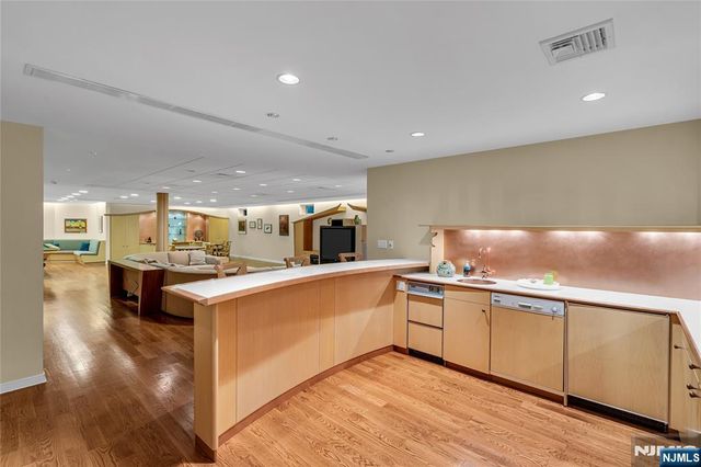 67 Adams Drive, Cresskill, NJ 07626