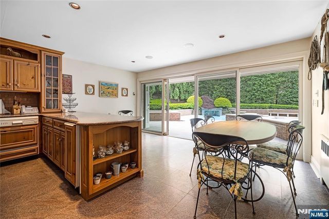 67 Adams Drive, Cresskill, NJ 07626