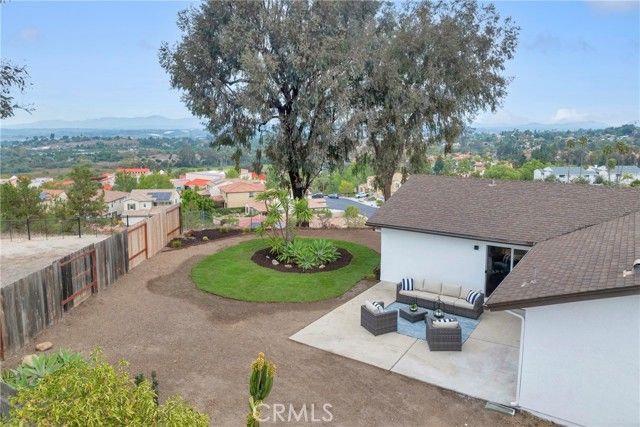 1768 Henderson Court, Vista, CA 92083