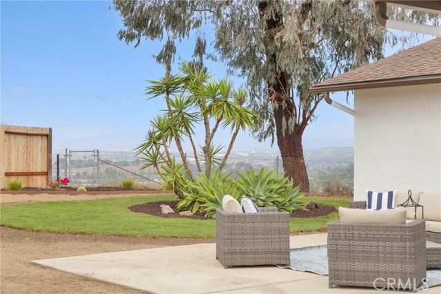 1768 Henderson Court, Vista, CA 92083