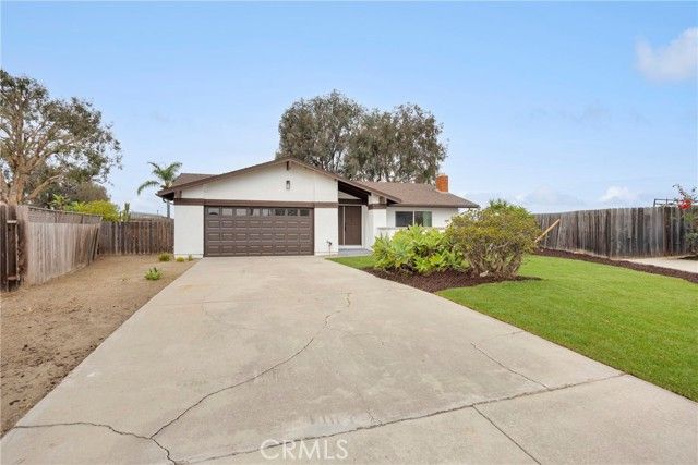 1768 Henderson Court, Vista, CA 92083