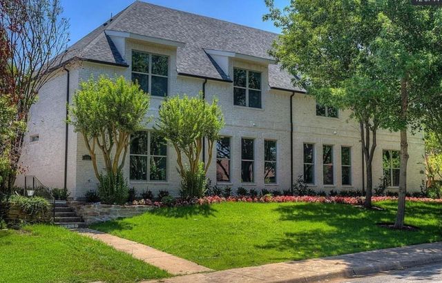 10532 Barrywood Drive, Dallas, TX 75230