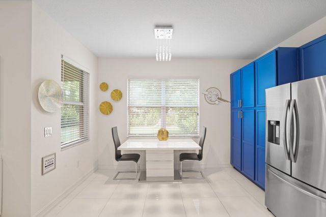 8203 Half Dome Court, Boynton Beach, FL 33473