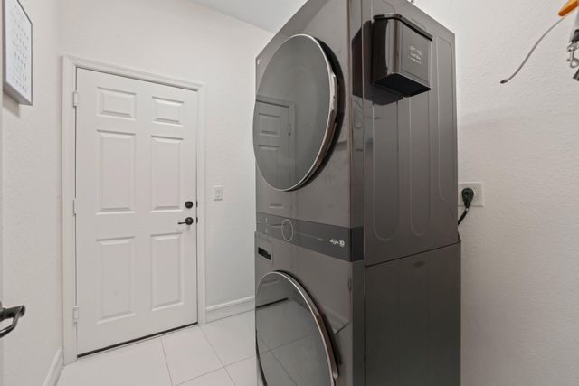 8203 Half Dome Court, Boynton Beach, FL 33473