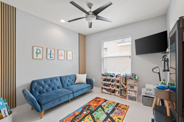 8203 Half Dome Court, Boynton Beach, FL 33473