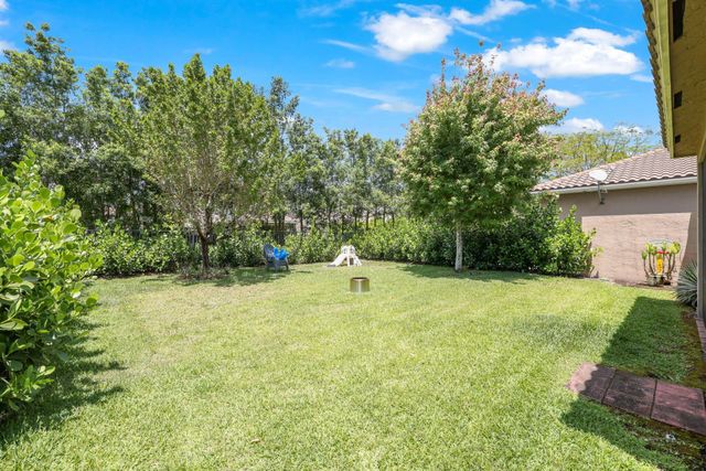 8203 Half Dome Court, Boynton Beach, FL 33473