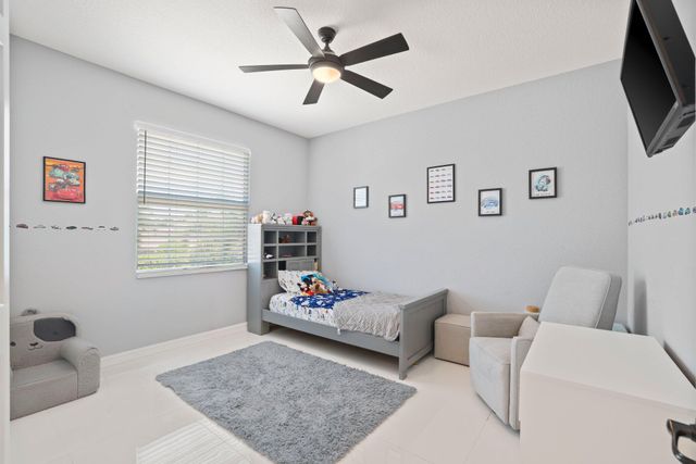 8203 Half Dome Court, Boynton Beach, FL 33473