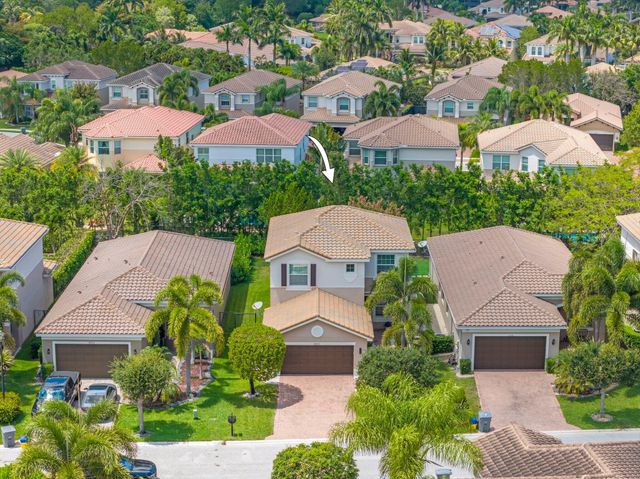 8203 Half Dome Court, Boynton Beach, FL 33473
